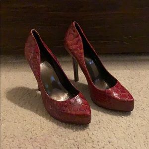 Jessica Simpson faux snake skin heels